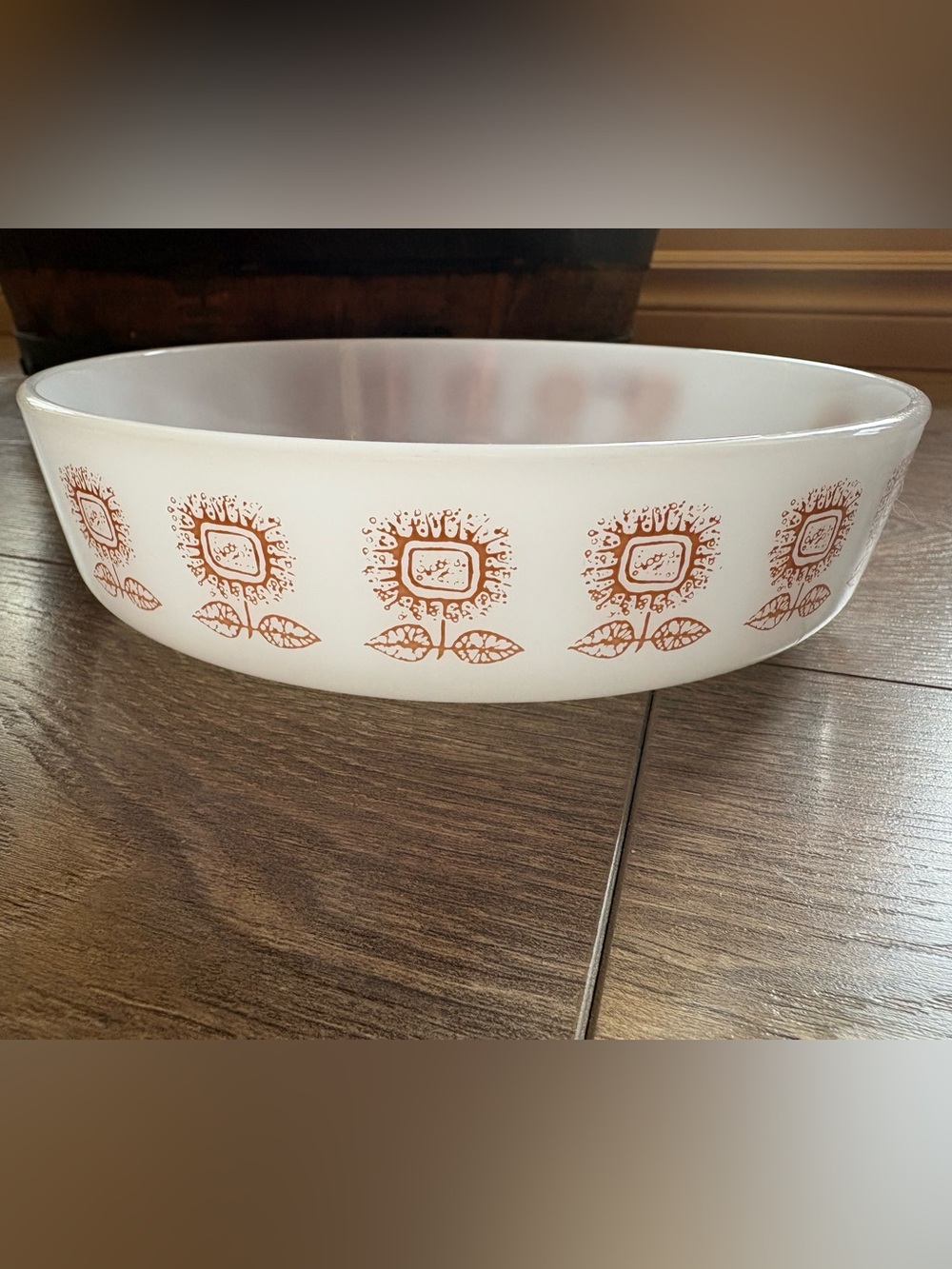 Vintage Federal Glass Milk Glass Sunflower Bowl